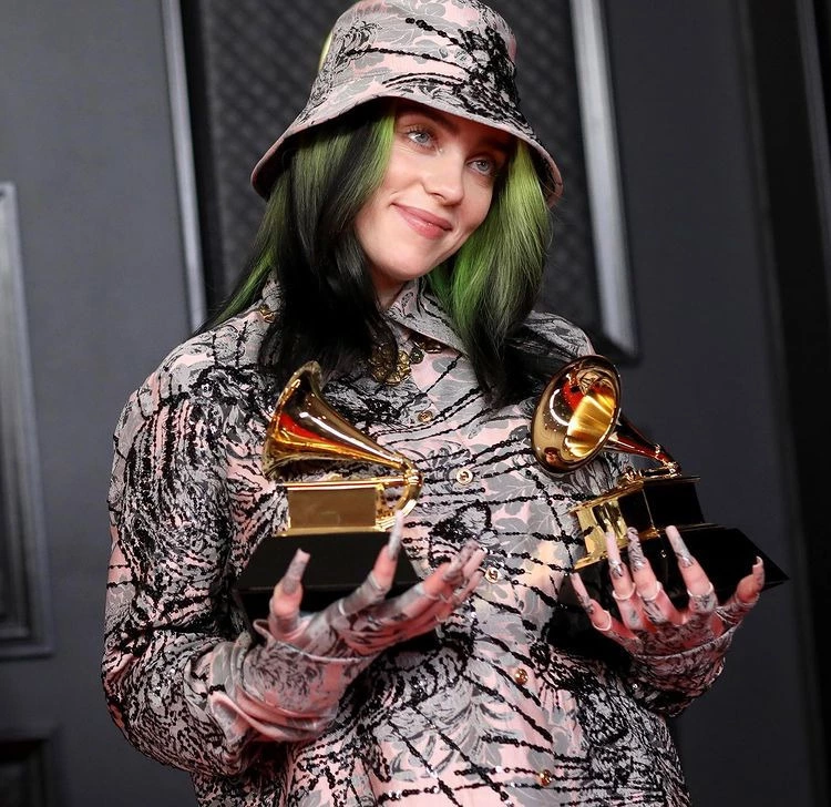 Billie Eilish’in Yeni Hamlesi Billie Eilish