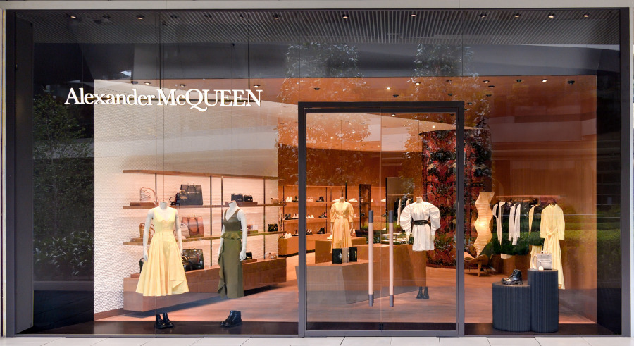 Alexander McQueen Butiği Zorlu Center'da Açıldı