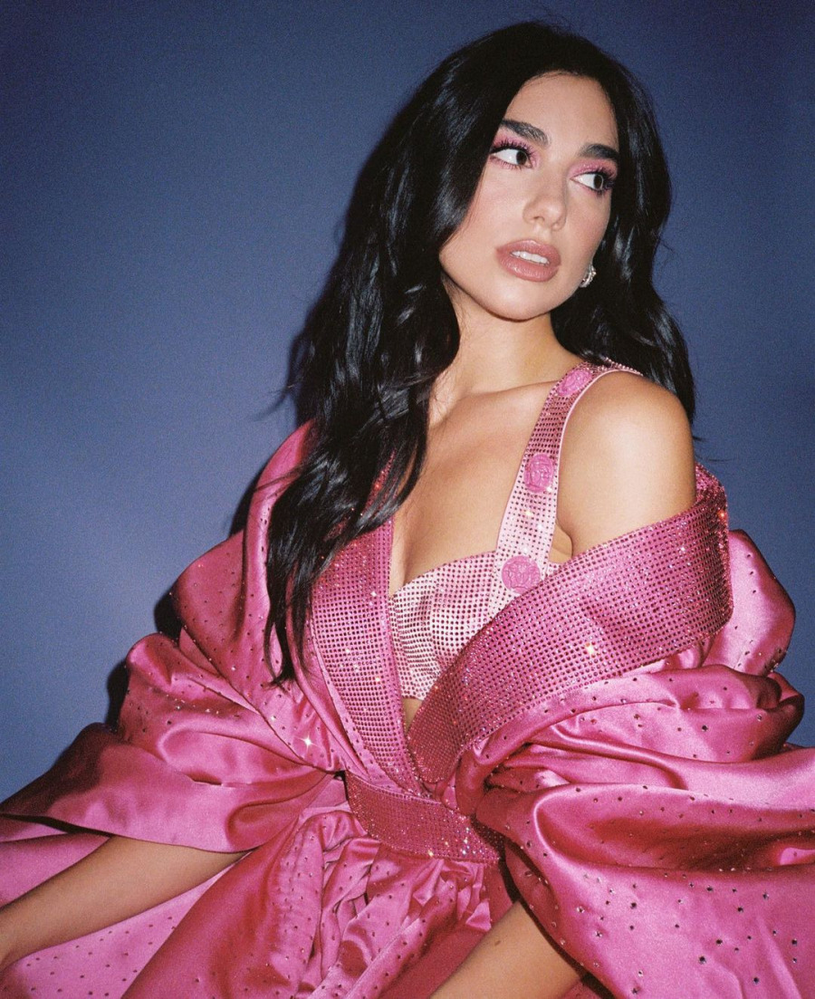 Dua Lipa Beyaz Perdeye Adım Atıyor
