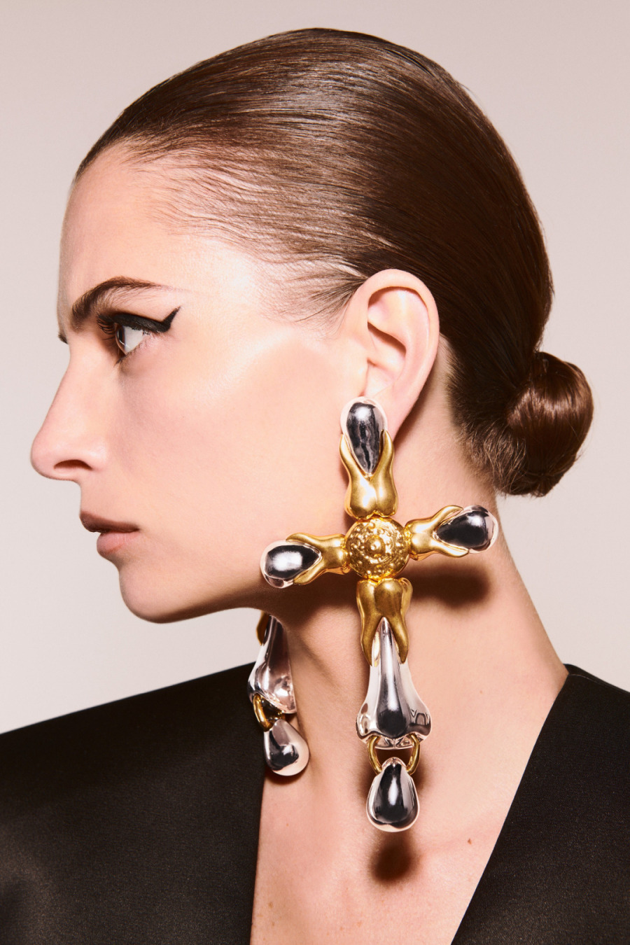 Haute Couture Haftası'nın İlham Veren Saç ve Makyajları