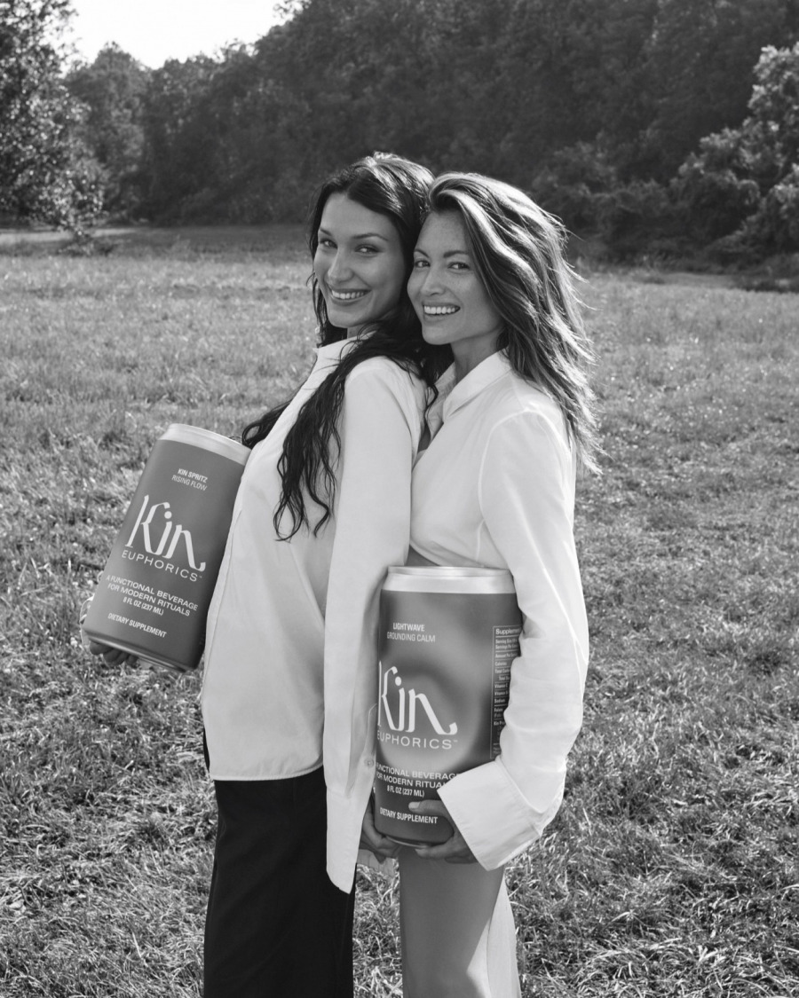 Bella Hadid Modellik Kariyerinin Dışına Çıkıyor