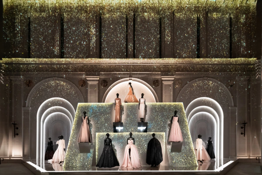 Modadan Sanata Yolculuk Christian Dior: Designer of Dreams