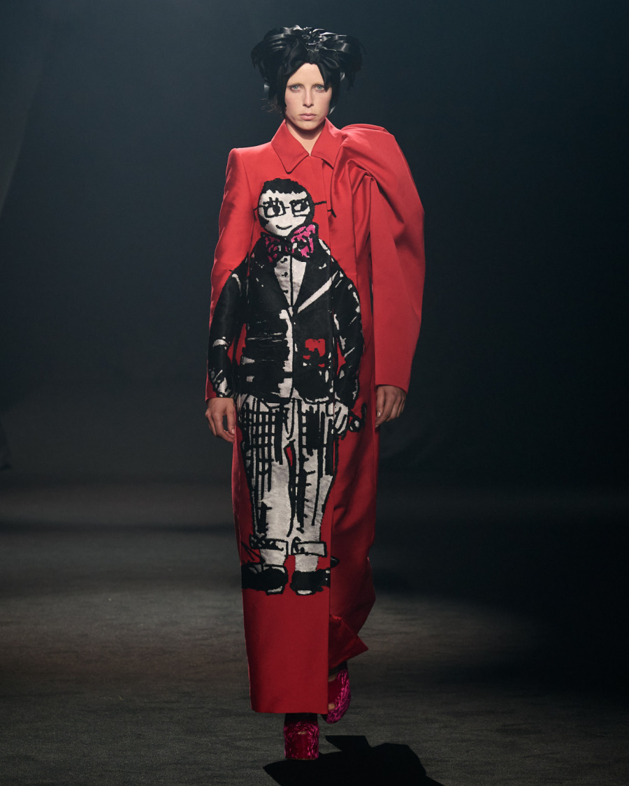 Alber Elbaz Tasarımları Benzeri Görülmemiş Bir Sergi ile Kutlanıyor
