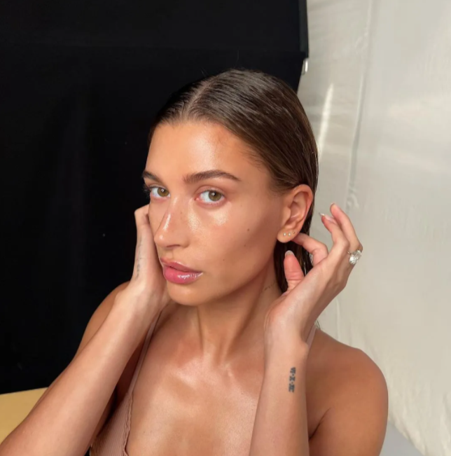 Hailey Bieber