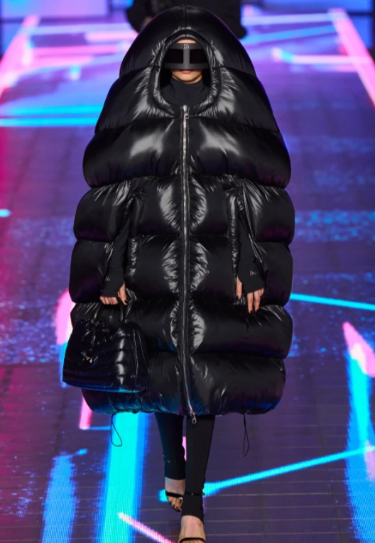 Dolce & Gabbana'nın Metaverse Gösterisi Hakkında Bilinmesi Gereken 5 Şey Dolce & Gabbana'nın Metaverse Gösterisi Hakkında Bilinmesi Gereken 5 Şey