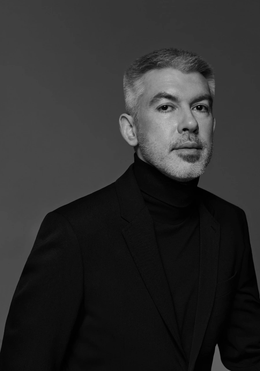Vogue Ukrayna’nın Genel Yayın Yönetmeni Philipp Vlasov’un Mektubu Vogue Ukrayna, Philipp Vlasov