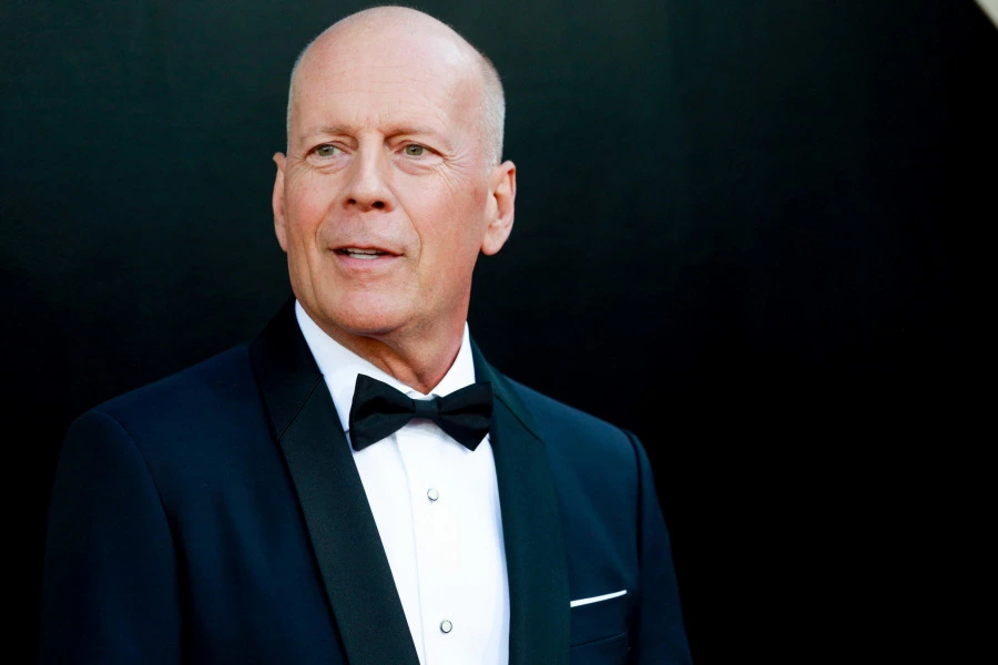 Bruce Willis Afazi Teşhisinin Ardından Kariyerini Noktalıyor Bruce Willis Afazi Teşhisinin Ardından Kariyerini Noktalıyor