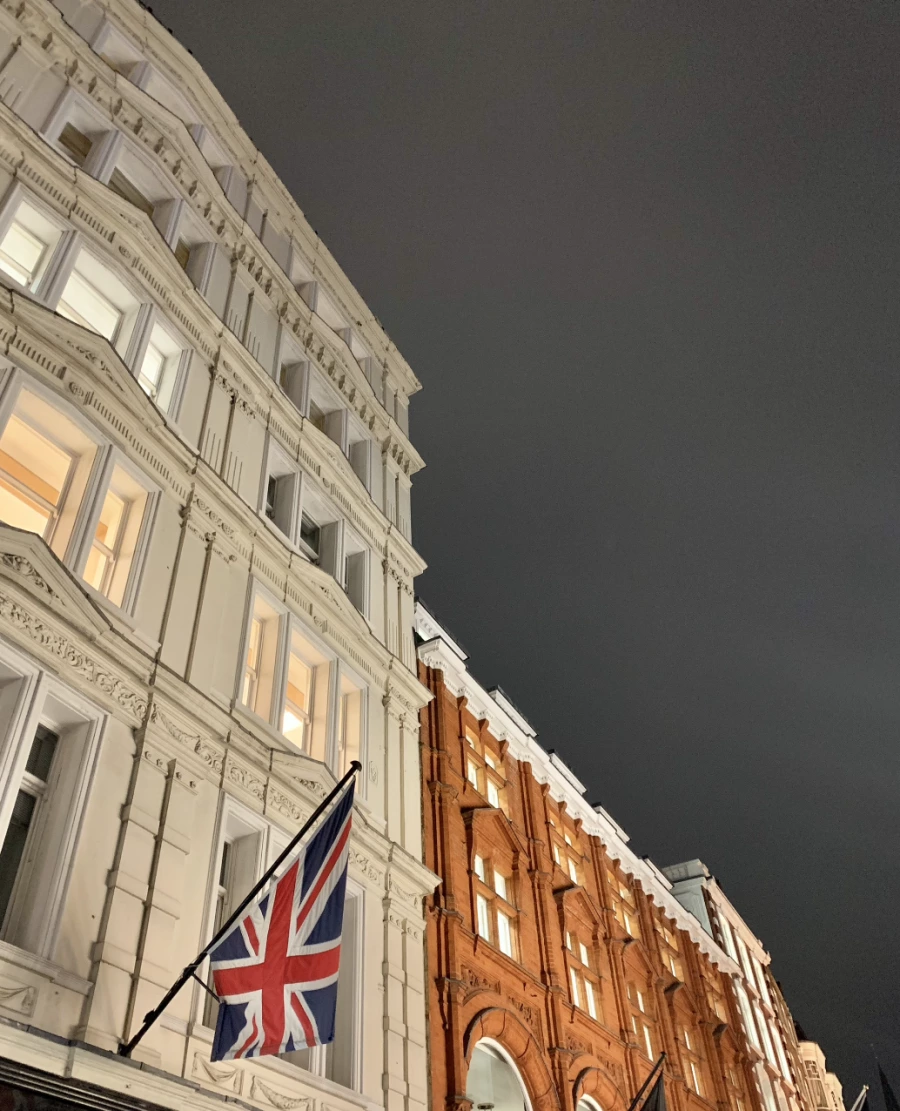 Edebi Bir Seyahat: Londra’da 24 Saat Edebi Bir Seyahat: Londra’da 24 Saat