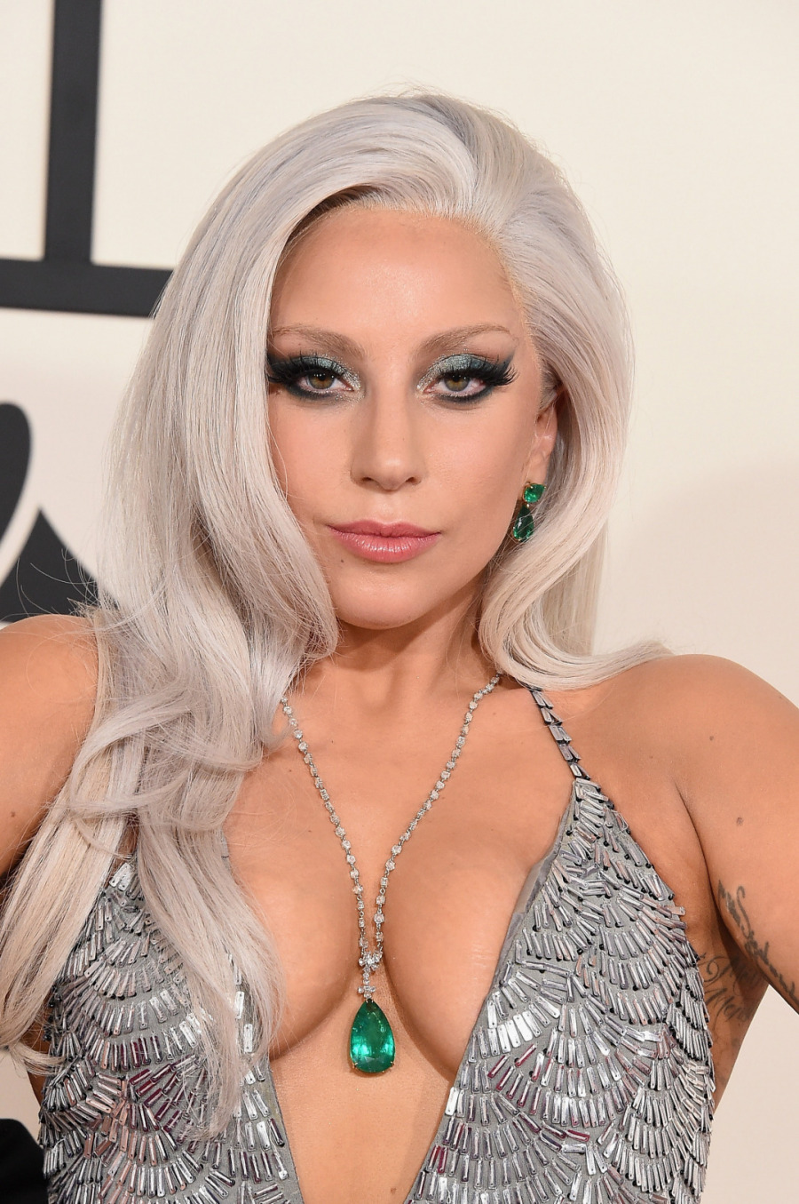 Lady Gaga'yı Harley Quinn Rolüyle İzleyebiliriz