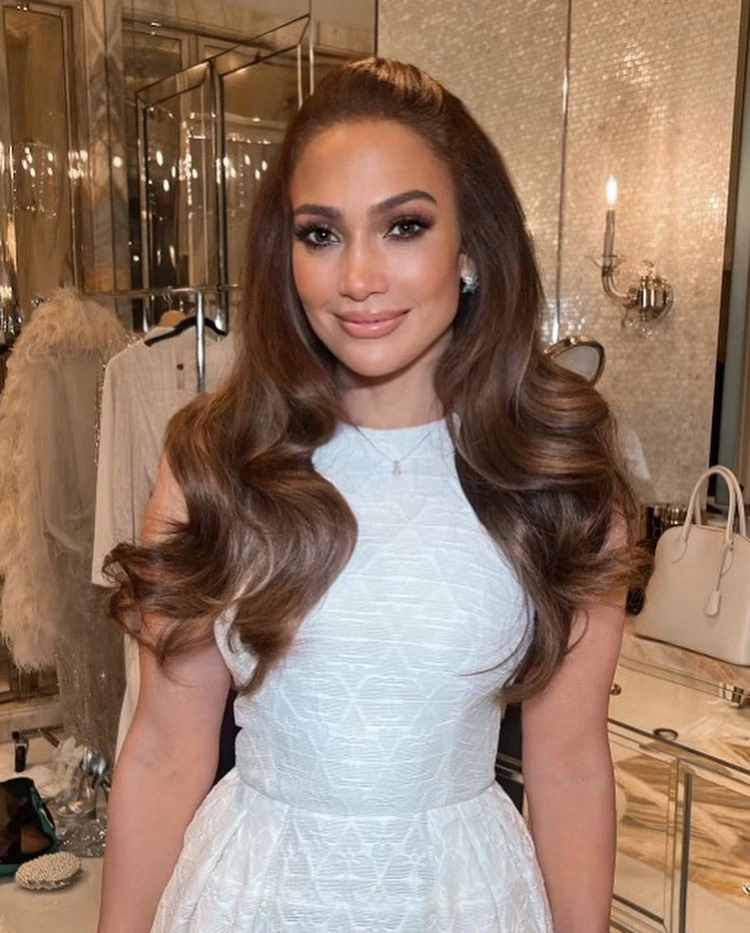 Jennifer Lopez'in Düğün Güzelliği için 5 Kilit Nokta Jennifer Lopez'in Düğün Güzelliği için 5 Kilit Nokta