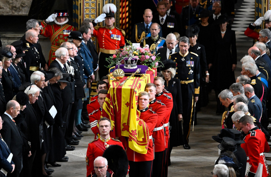 Kraliçe II. Elizabeth'in Cenaze Töreninin Öne Çıkan Detayları