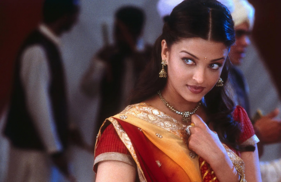 Aishwarya Rai Bachchan (Lalita Bakshi) - Bride & Prejudice