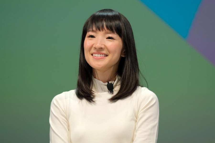 Marie Kondo ve Vazgeçmenin Dönüştürücü Büyüsü