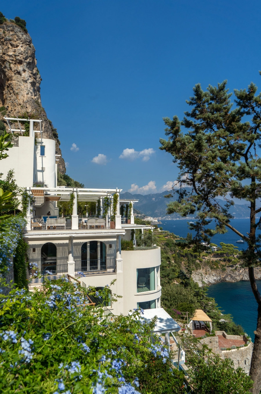 Amalfi’nin Parlak Mücevheri: Borgo Santandrea Amalfi’nin Parlak Mücevheri: Borgo Santandrea