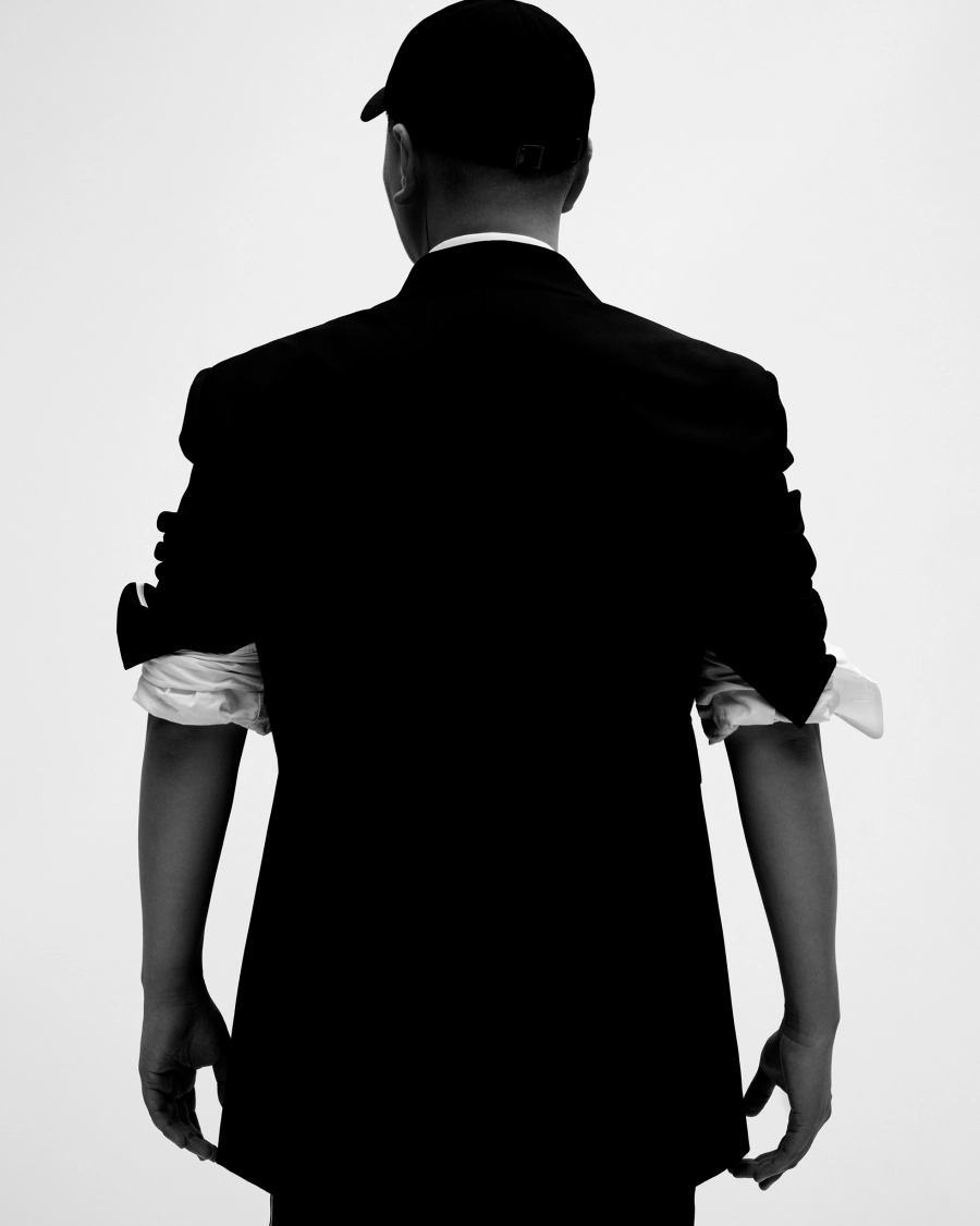 Helmut Lang'in Yeni Kreatif Direktörü: Peter Do Helmut Lang'in Yeni Kreatif Direktörü: Peter Do