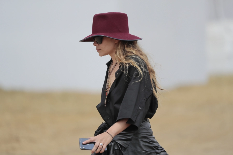 Mary-Kate Olsen'ın Tatil Stili Mary-Kate Olsen'ın Tatil Stili