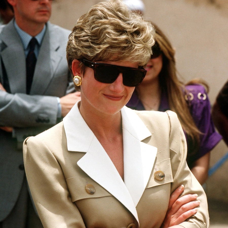 Prenses Diana ve İlham Veren Güneş Gözlükleri Prenses Diana ve İlham Veren Güneş Gözlükleri