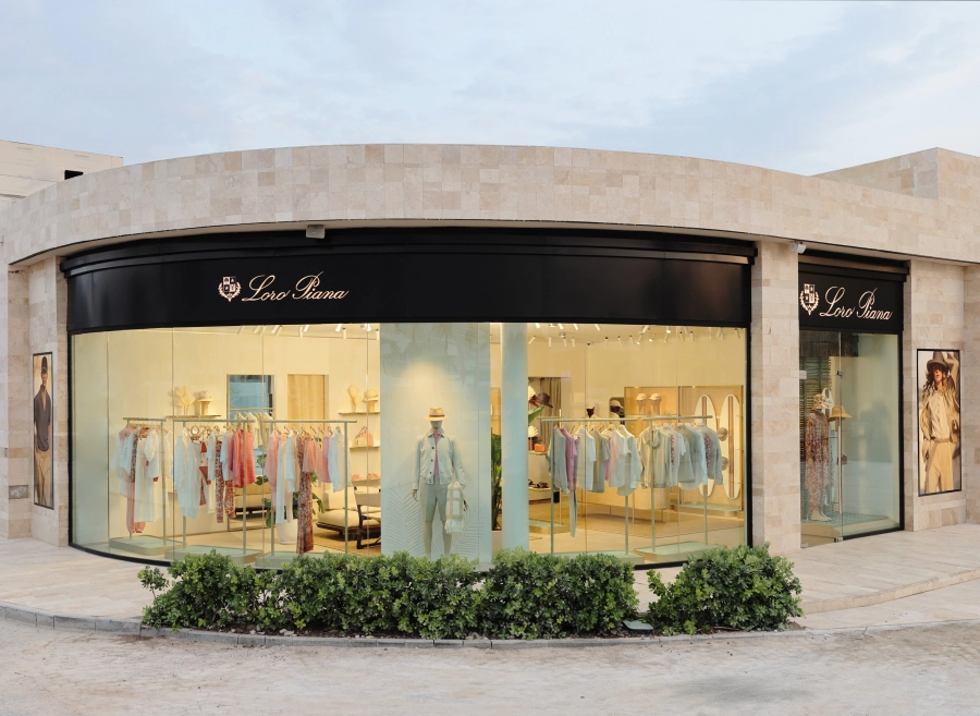 Loro Piana Bodrum’da Resort Koleksiyonunu Tanıttı Loro Piana Bodrum’da Resort Koleksiyonunu Tanıttı