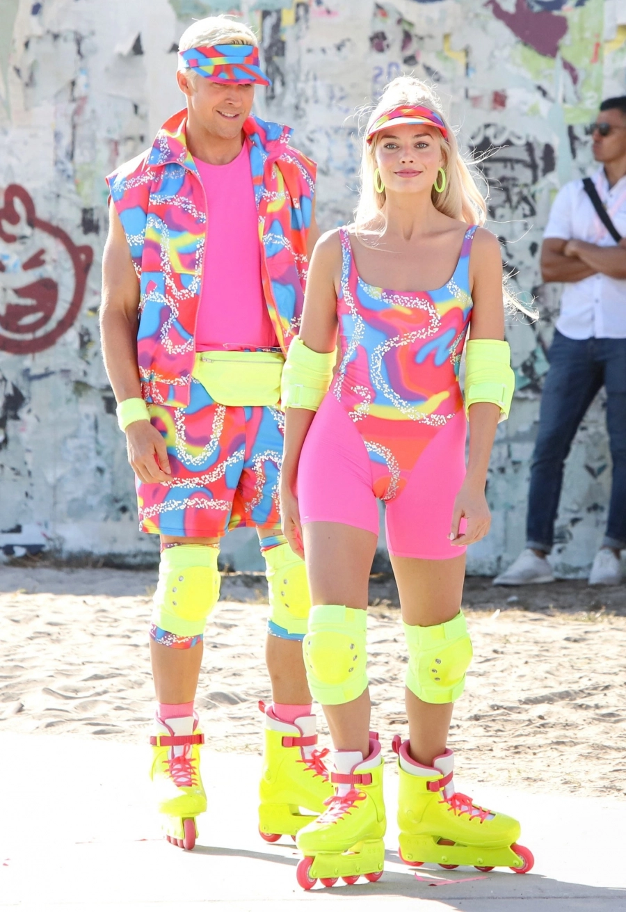 Gündelik Aktivitelerinize Yeni Bir Alternatif: Hot Girl Rollerblading Gündelik Aktivitelerinize Yeni Bir Alternatif: Hot Girl Rollerblading