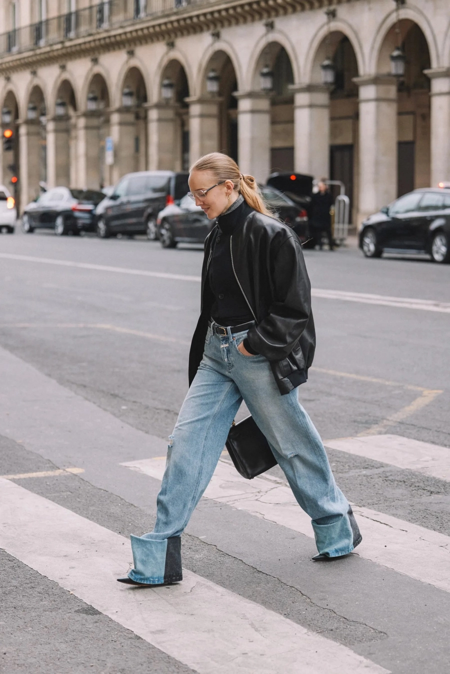 Geniş Paça Jean ile 3 Farklı Stil Geniş Paça Jean ile 3 Farklı Stil
