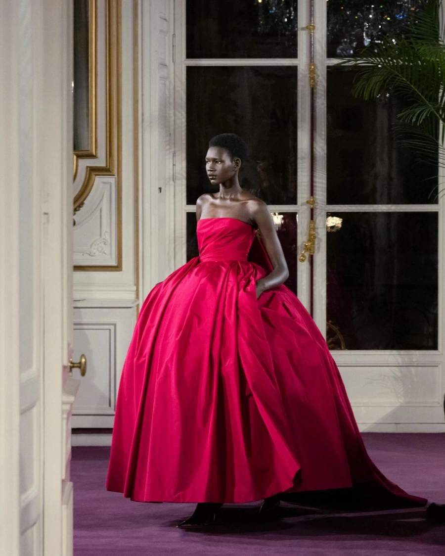 2024 İlkbahar/Yaz Paris Haute Couture Moda Haftası’nda Öne Çıkanlar