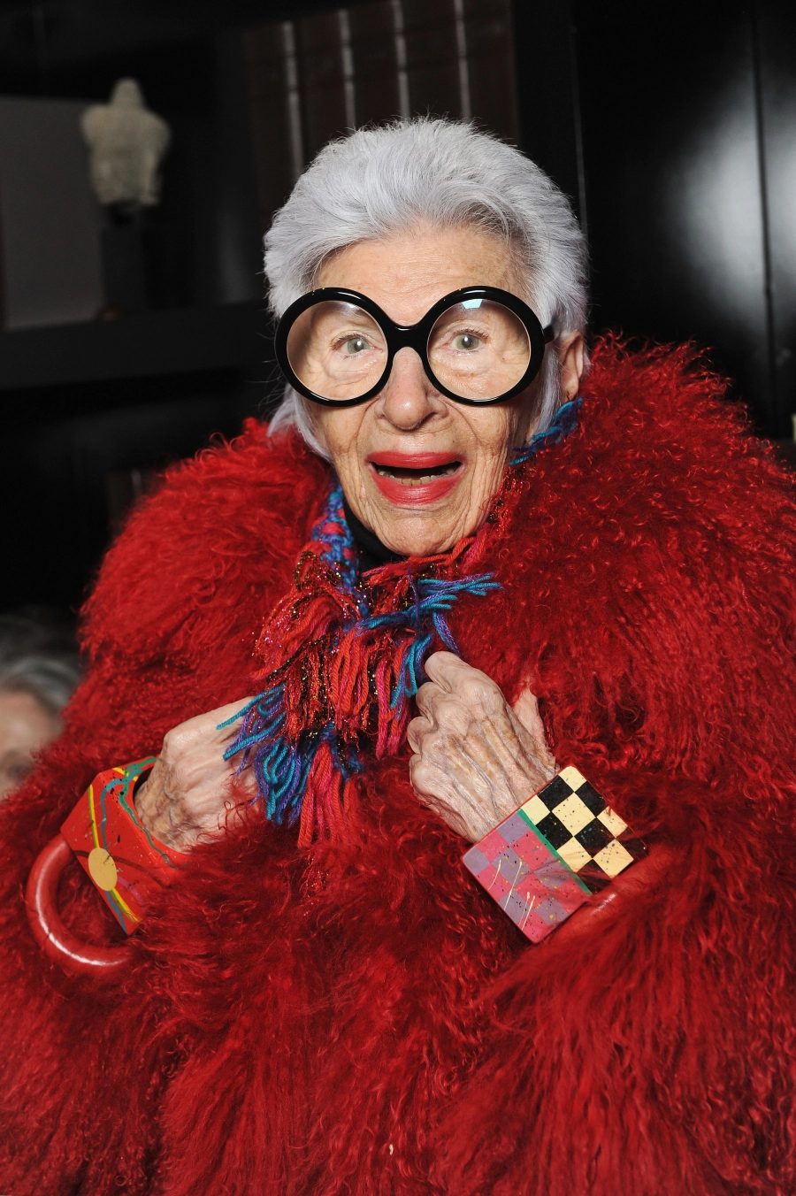 Iris Apfel Zamansız Bir Güzellik İkonuydu Iris Apfel Zamansız Bir Güzellik İkonuydu