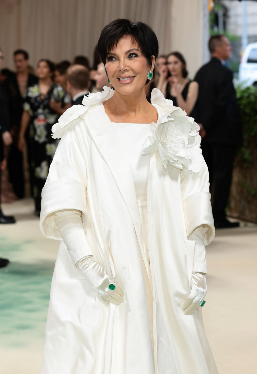 Kris Jenner - Lorraine Schwartz