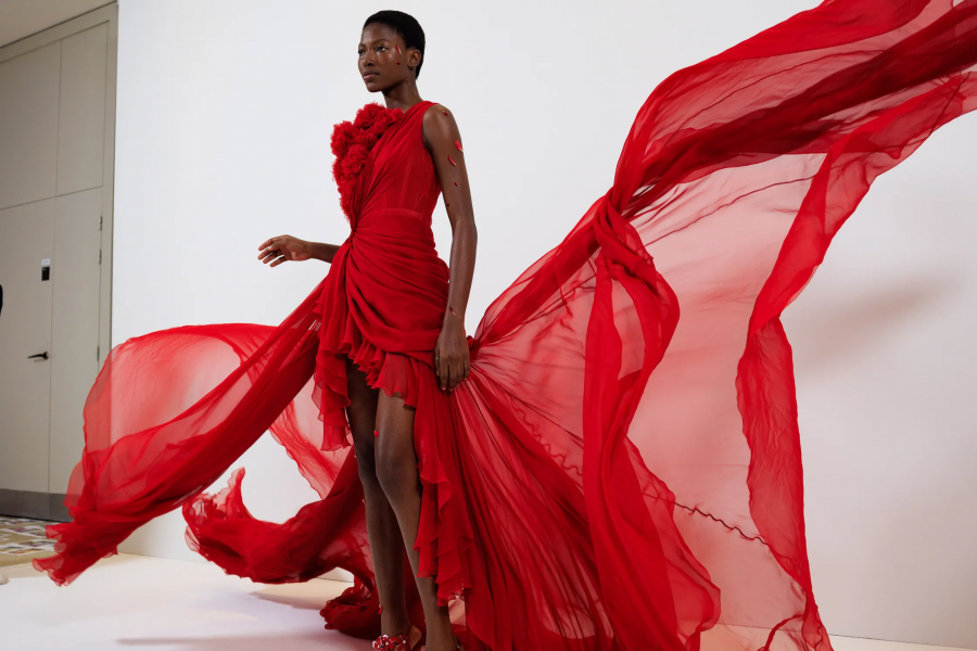 Backstage: Giambattista Valli 2024-25 Sonbahar/Kış Haute Couture