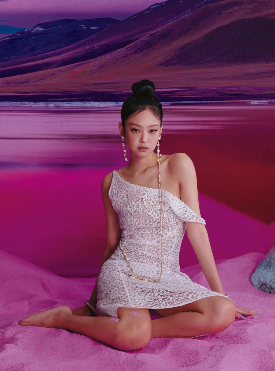 K-Pop Yıldızı Jennie Kim ile Vogue Özel