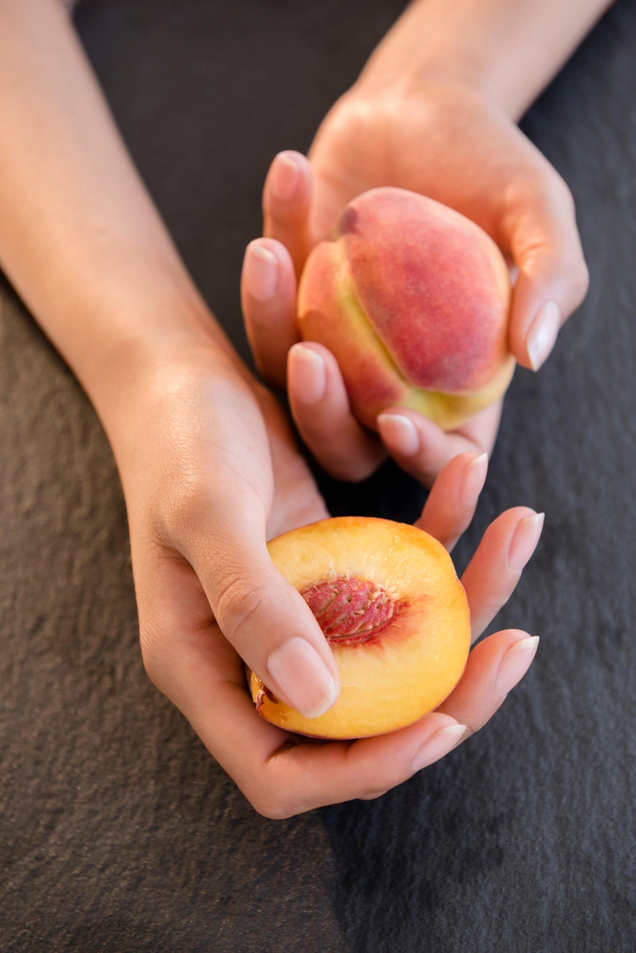 “Peach Girl” Tırnak Trendi “Peach Girl” Tırnak Trendi