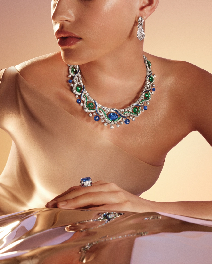 Bvlgari “Aeterna” Yüksek Mücevher ve Lüks Saat Koleksiyonuyla Ebediyete Bir Övgü Bvlgari “Aeterna” Yüksek Mücevher ve Lüks Saat Koleksiyonuyla Ebediyete Bir Övgü
