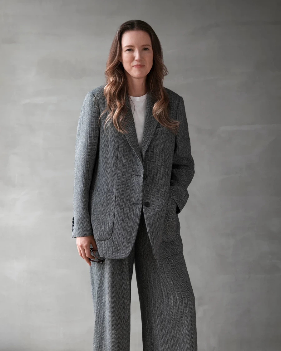 Claire Waight Keller, Uniqlo'nun Yeni Yaratıcı Direktörü Oldu Claire Waight Keller, Uniqlo'nun Yeni Yaratıcı Direktörü Oldu