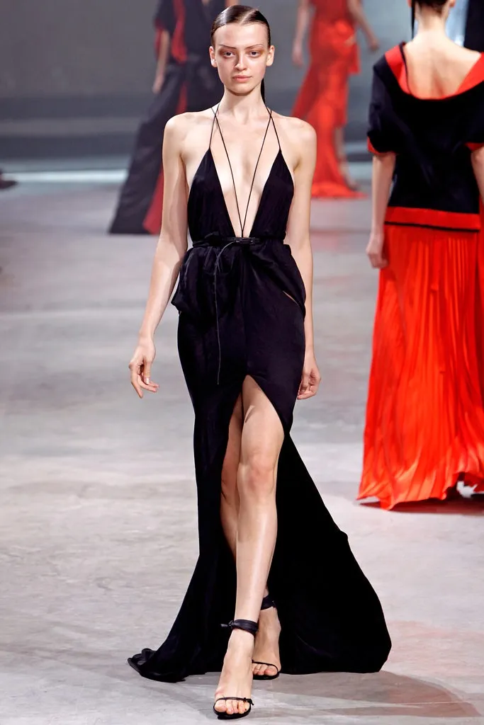 Haider Ackermann, 2011 İlkbahar Fotoğraf: Simone Leonardi / GoRunway.com