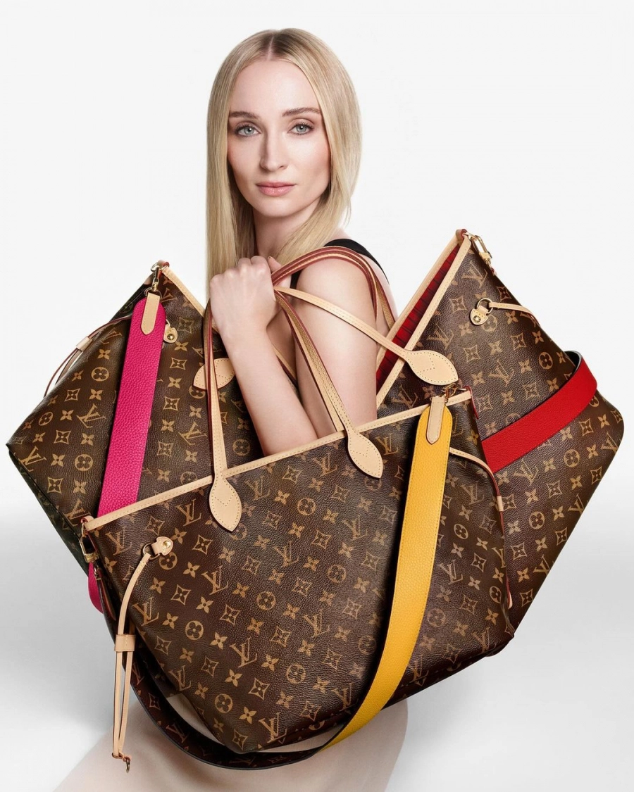 Bottega Veneta’nın Yeni Çanta Modelinden Louis Vuitton’un Kampanya Yüzüne Haftanın Moda Haberleri Bottega Veneta’nın Yeni Çanta Modelinden Louis Vuitton’un Kampanya Yüzüne Haftanın Moda Haberleri