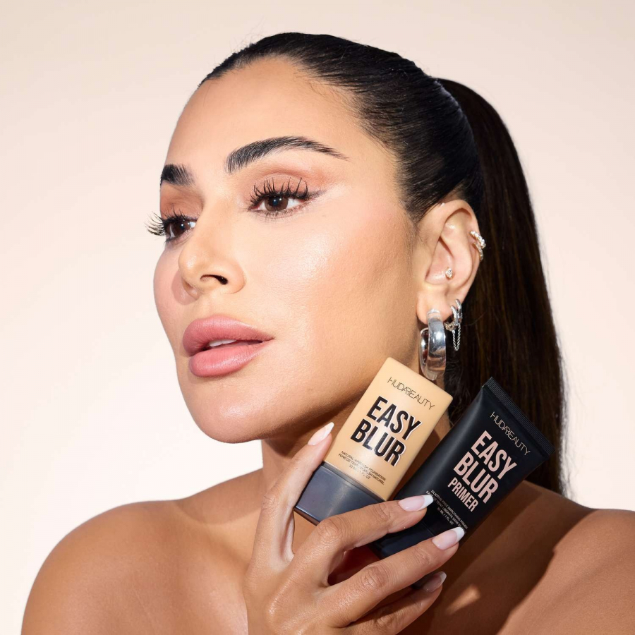 Huda Beauty Easy Blur Natural Airbrush Foundation