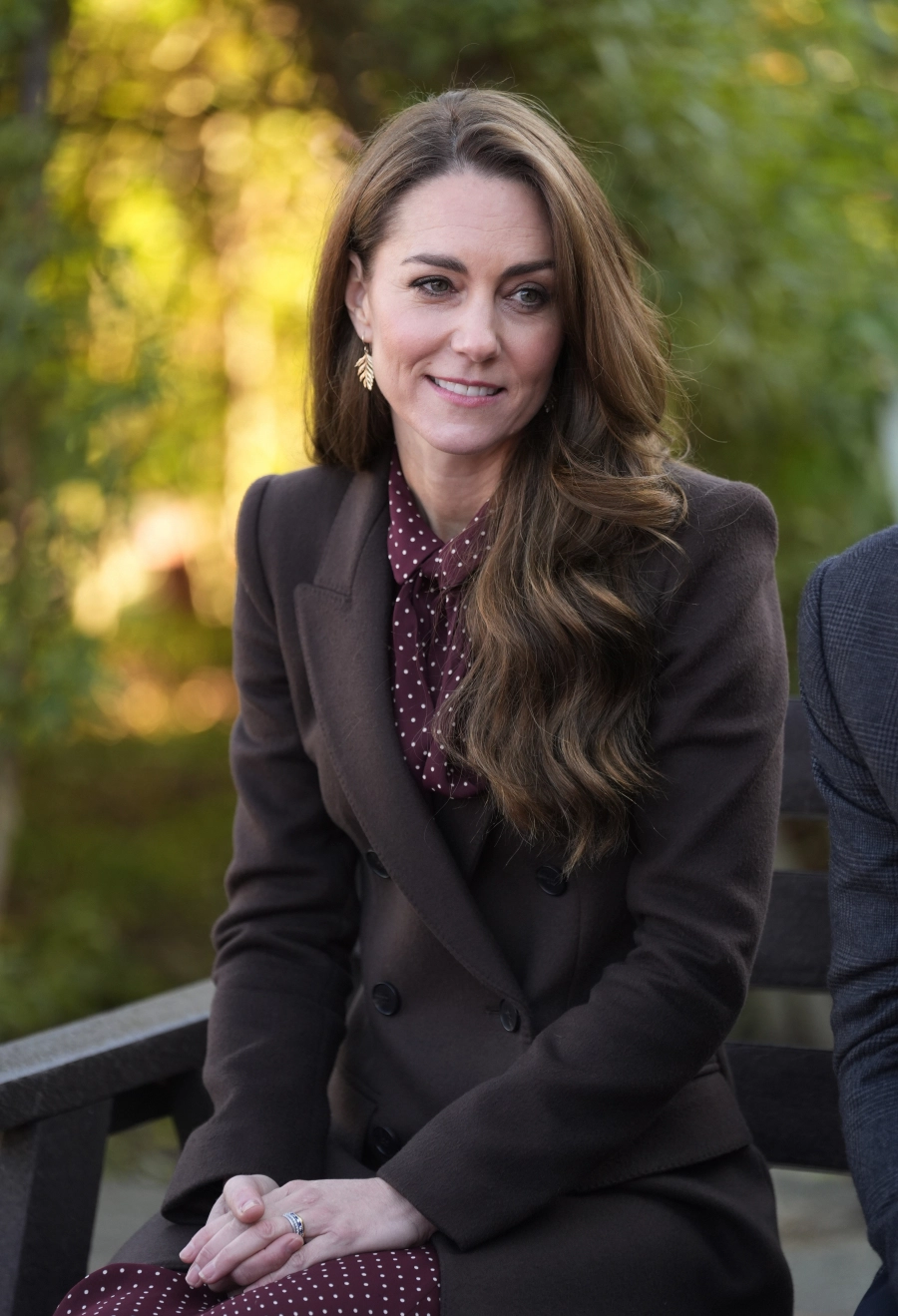 Kate Middleton Stiliyle Sonbahar Zarafetinin Bir Portresini Çiziyor Kate Middleton Stiliyle Sonbahar Zarafetinin Bir Portresini Çiziyor