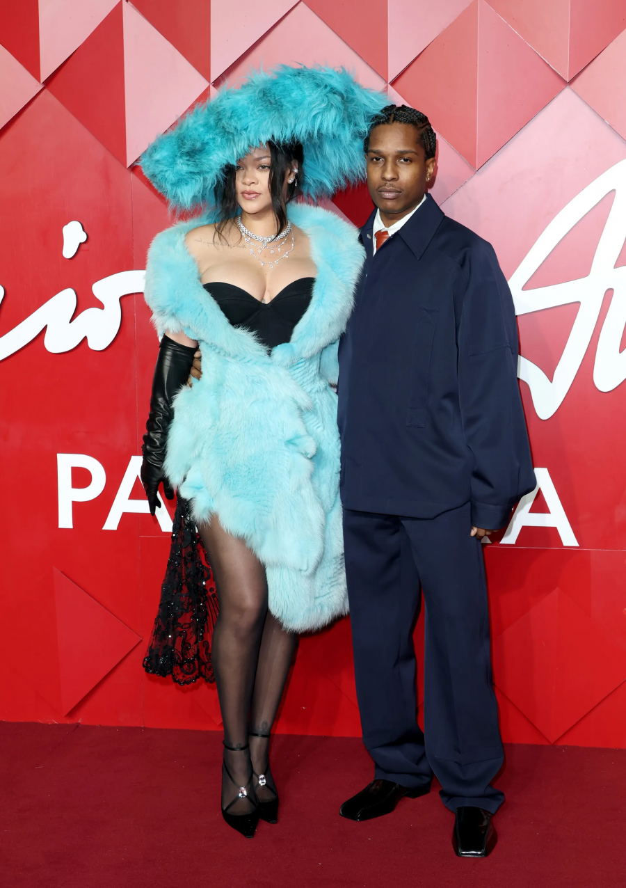 Rihanna (Christian Lacroix) ve A$AP Rocky (Bottega Veneta)