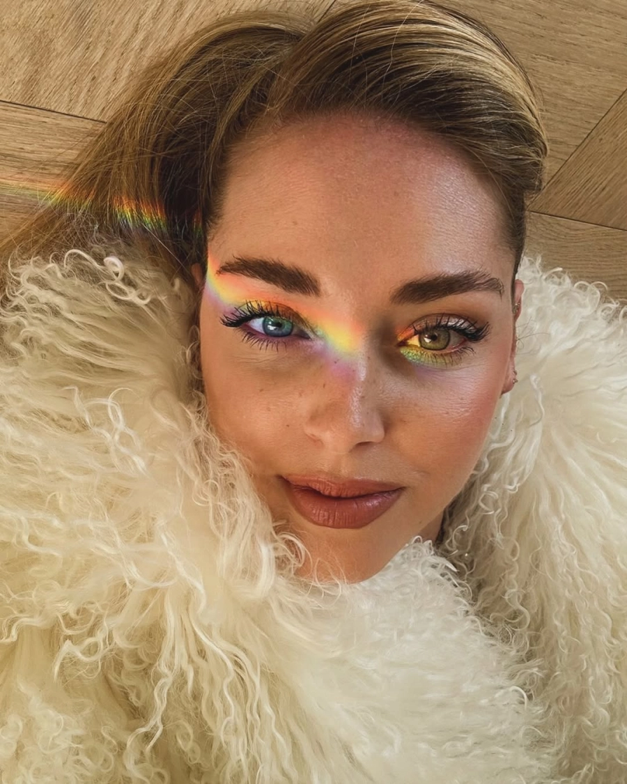 Hailey Bieber'dan Chiara Biasi'ye Haftanın Güzellik Instagram'ları Hailey Bieber'dan Chiara Biasi'ye Haftanın Güzellik Instagram'ları