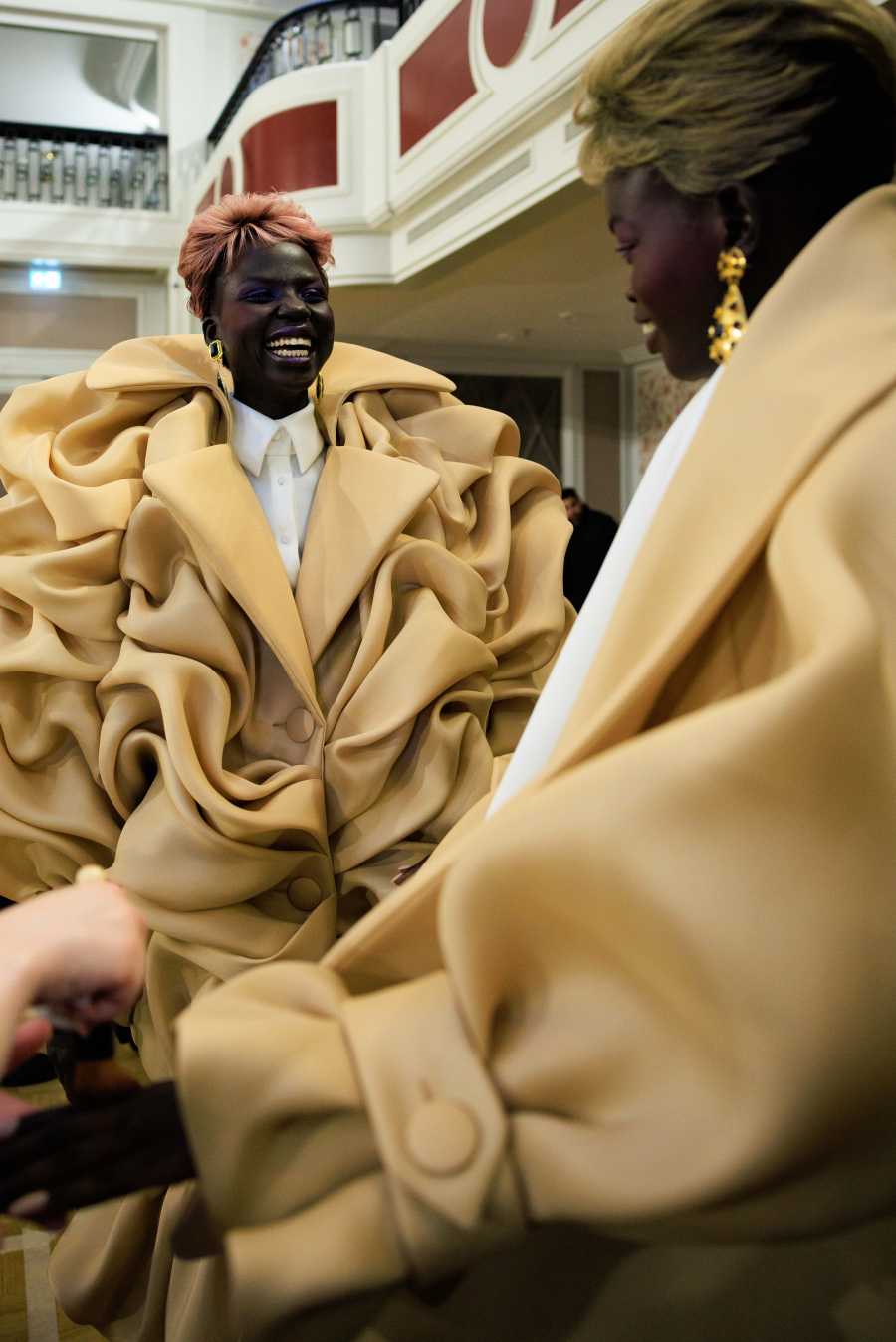 Viktor & Rolf 2025 İlkbahar/Yaz Haute Couture