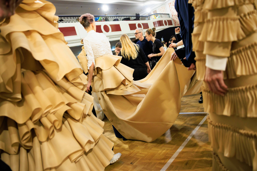 Viktor & Rolf 2025 İlkbahar/Yaz Haute Couture