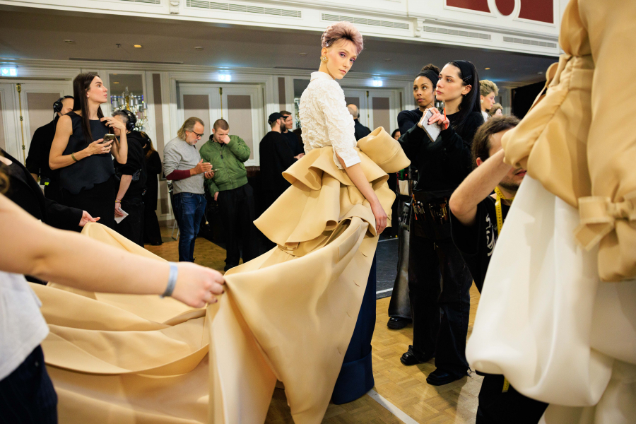 Viktor & Rolf 2025 İlkbahar/Yaz Haute Couture