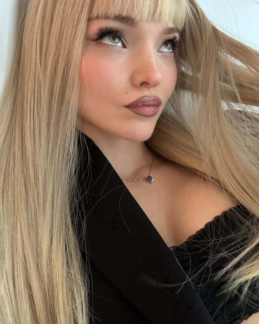 Fotoğraf: @dovecameron