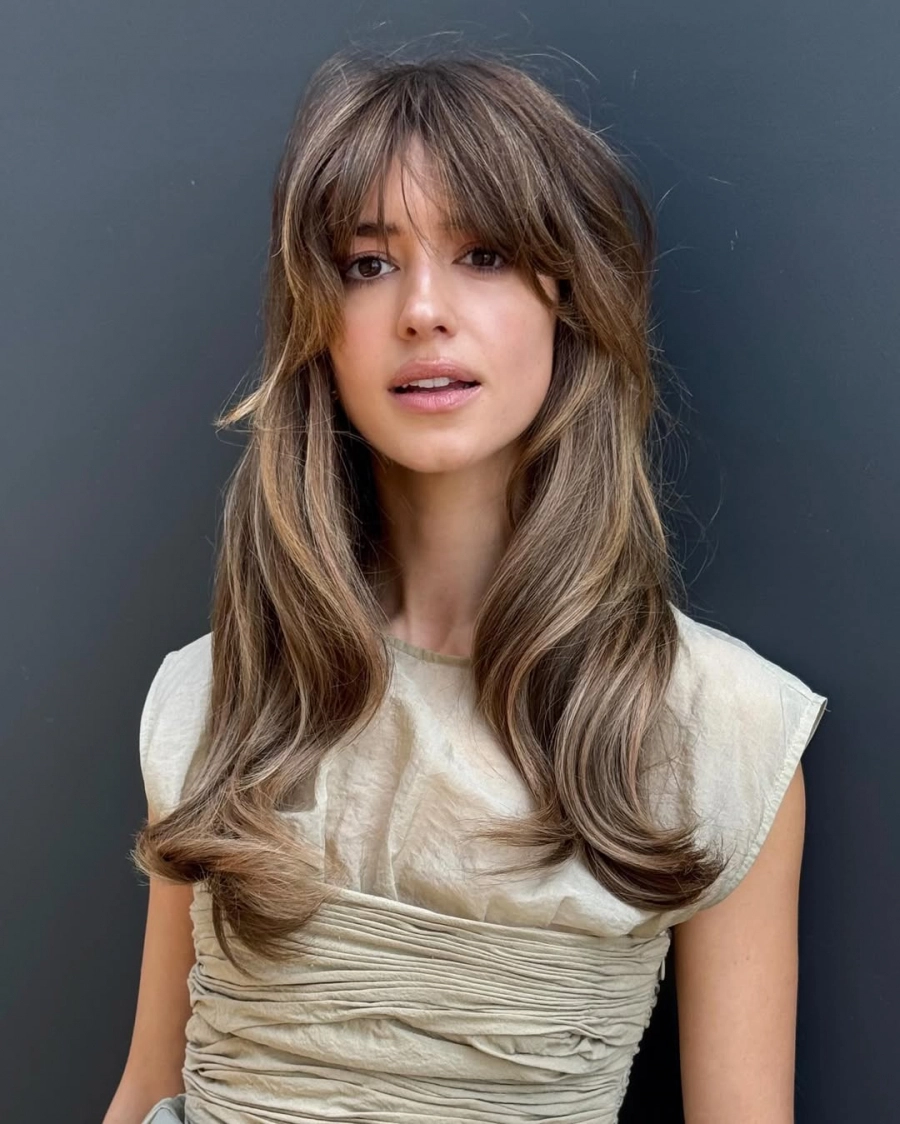 “Recession Brunette” Saç Rengi