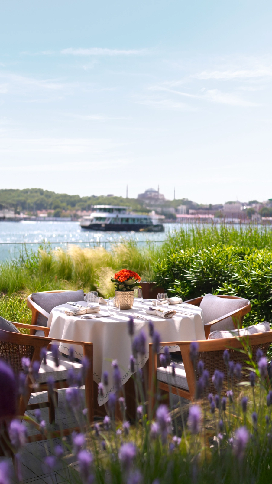 Bayram Keyfiyle Özel Bir Brunch Deneyimi Bayram Keyfiyle Özel Bir Brunch Deneyimi