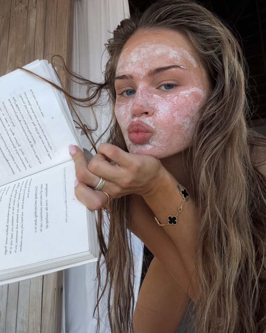 Dua Lipa'dan Xenia Adonts'a Haftanın Güzellik Instagram'ları