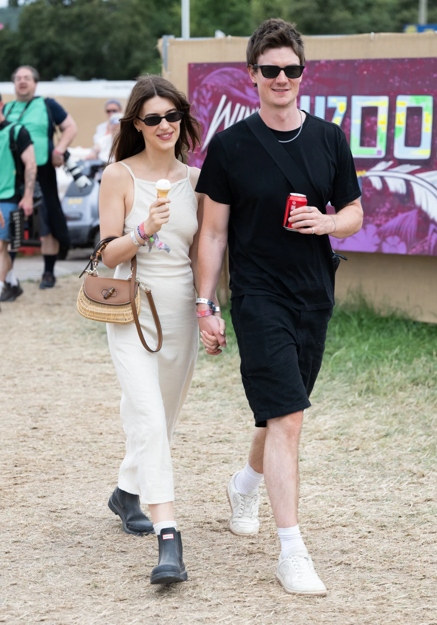 Daisy Edgar-Jones ve Ben Seed