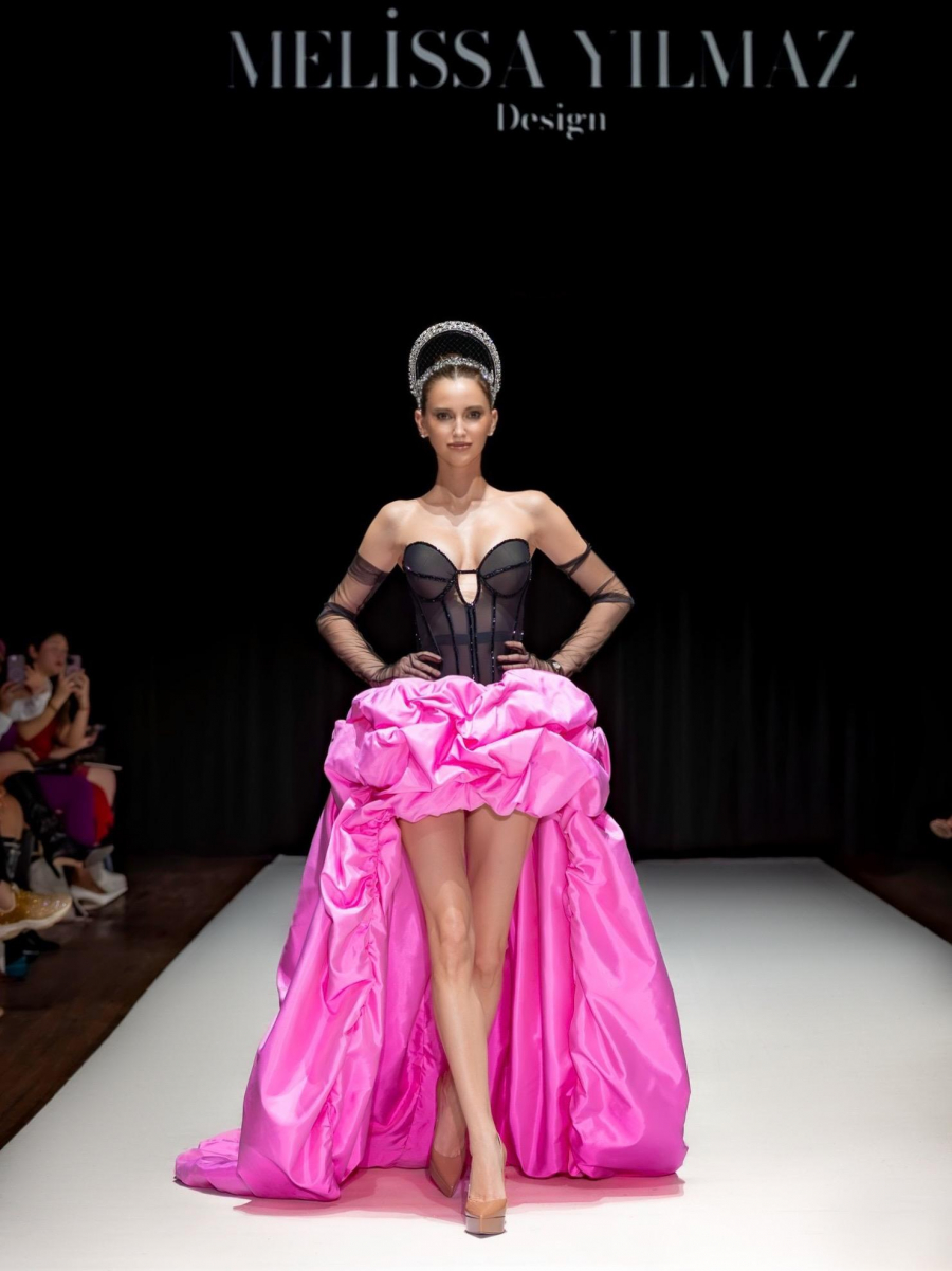 Iuliia Bazhan Shines at the Paris Fashion Show