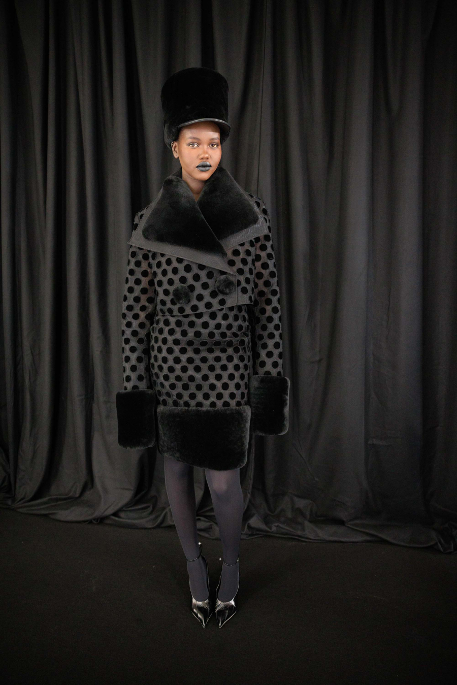 Schiaparelli 2025-26 Sonbahar/Kış Haute Couture