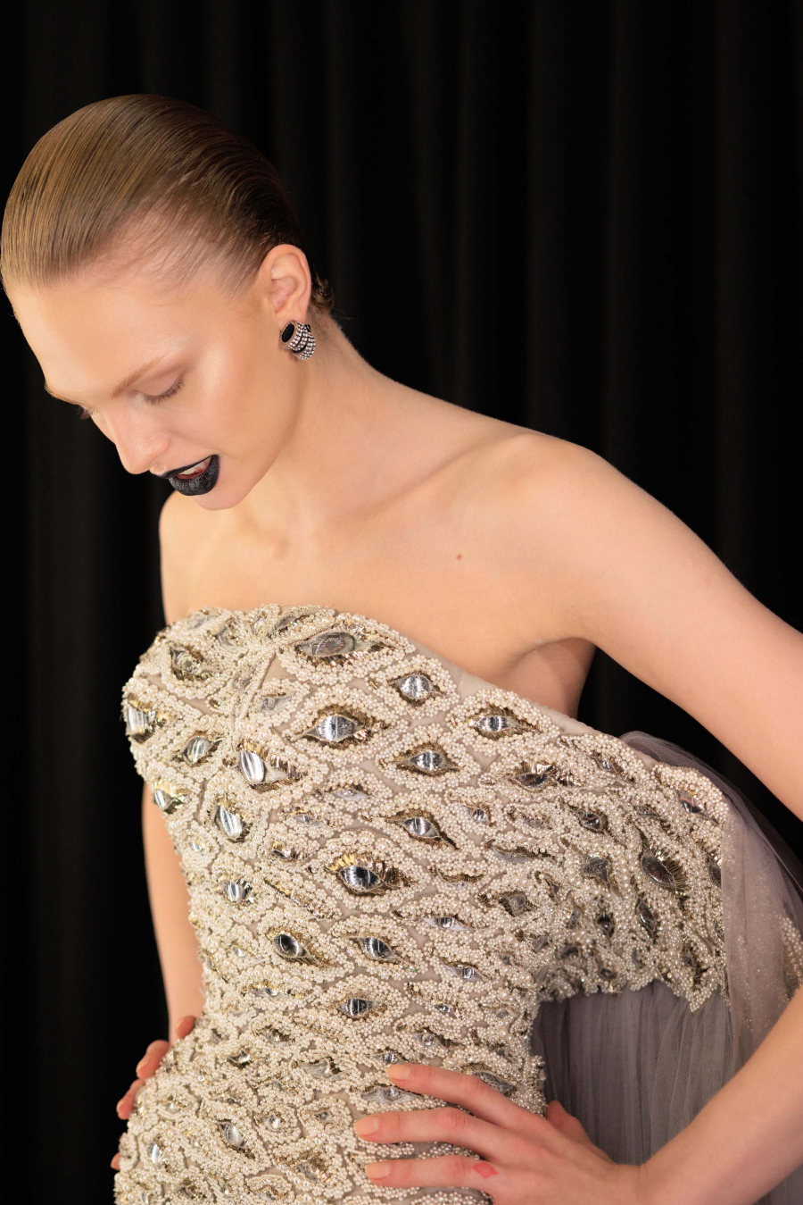 Schiaparelli 2025-26 Sonbahar/Kış Haute Couture