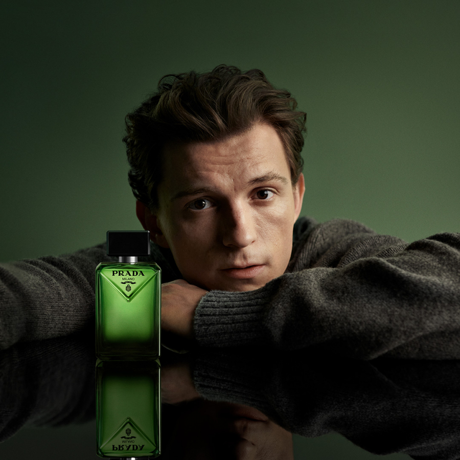 Prada Paradigme'ın Yüzü Tom Holland